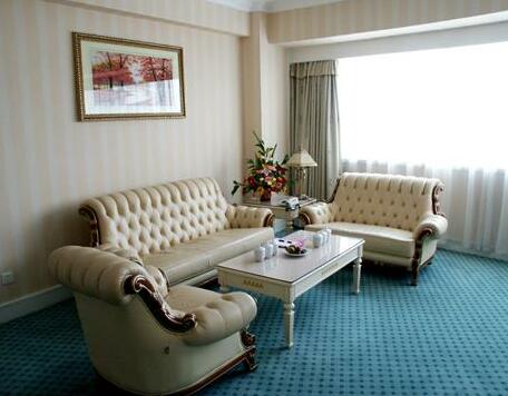 Hua Tong Hotel - Photo4