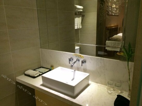 Qianshuiwan Holiday Hotel - Photo5
