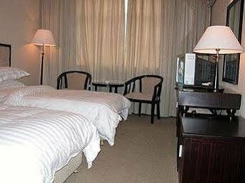 Xingdu Hotel - Photo3