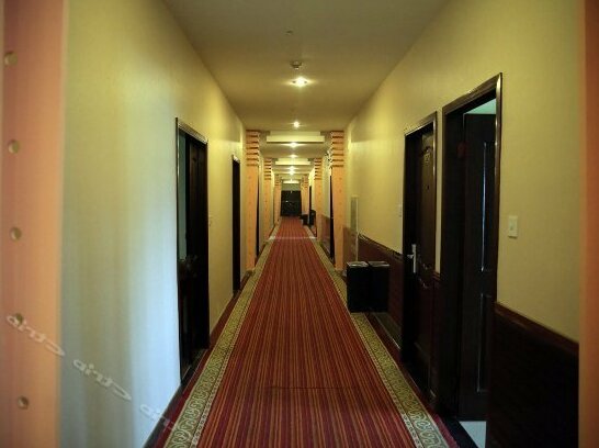 Chongming Holiday Hotel - Photo3