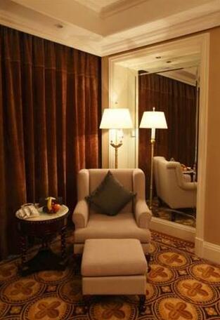Four Seasons Gary Hotel - Photo2