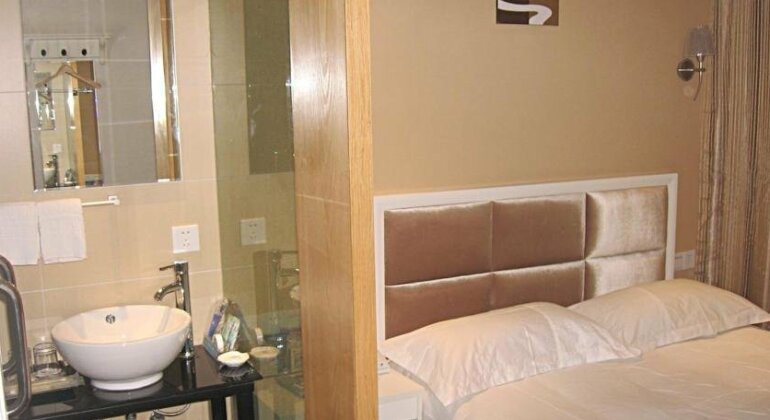 Jiangdong Yihao Business Hotel - Photo2