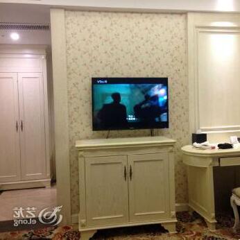Manhatton Hotel - Photo2