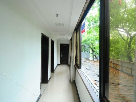 Qiyun Business Hotel - Photo2