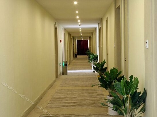 Super 8 West Hengshan Road - Photo3