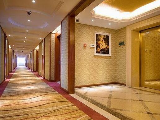 Vienna International Hotel Ningbo Wanda - Photo3