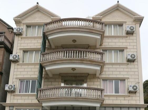 Xiangshan Shipu Longtai Inn