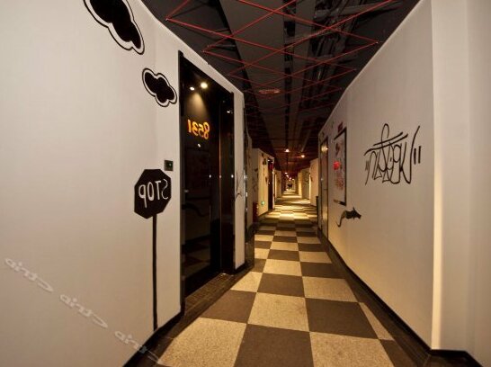 Only Theme Hotel Ningde City - Photo4