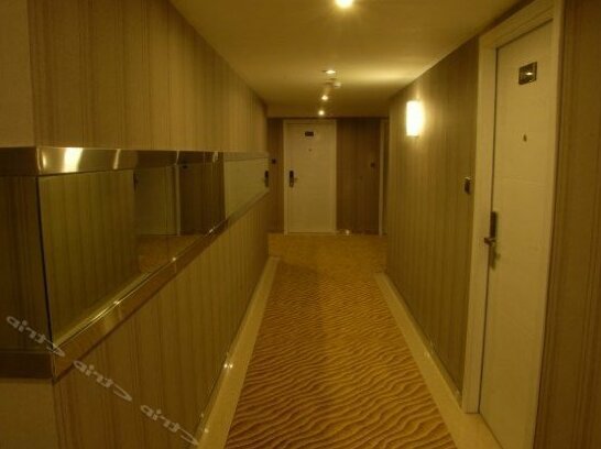 Ruicheng Business Hotel - Photo3