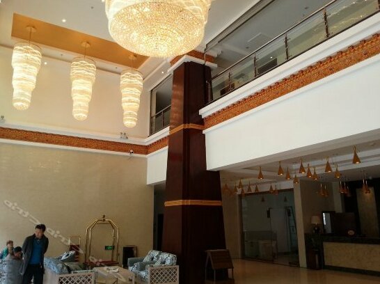 Gela Dandong Business Hotel - Photo5
