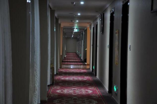 Linzhi Penglong Hotel - Photo2