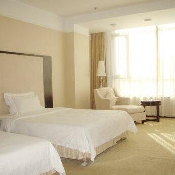 Erdos Triumphal Arch Holiday Hotel - Photo3