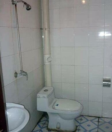 666 Inn - Photo5