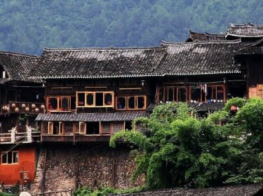 Xijiang Yimu Cottage Yard