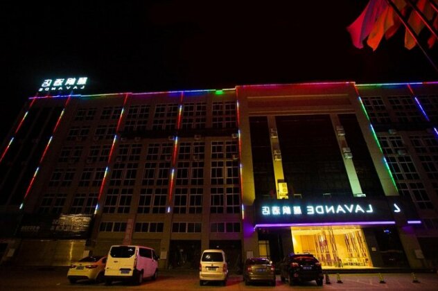 Lavande Hotels Lobster City Qianjiang - Photo4