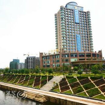 Lianjiang International Hotel - Photo2