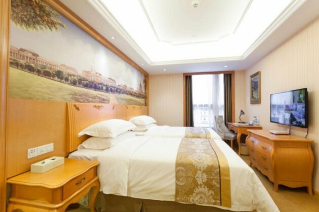 Vienna International Hotel Guizhou Weng'an Qilong Binfen Moer City - Photo3