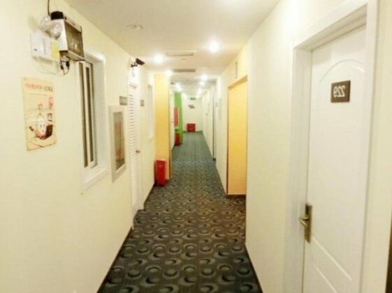 7days Inn Qingdao Licun Square - Photo2