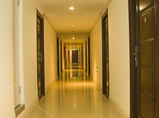 Ankerui Holiday Inn Qingdao Stone Man Branch - Photo2