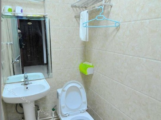 Defeng Business Hotel Qingdao - Photo4