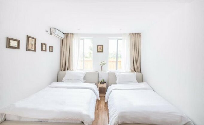 Floral Hotel Begonia Villa - Photo2