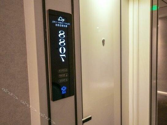 Galaxy Holiday Hotel - Photo3
