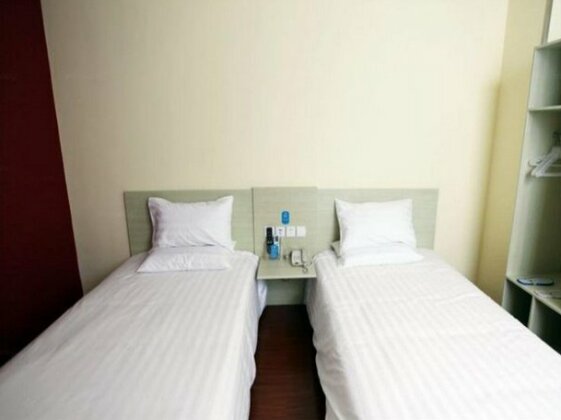 Hanting Express Xiangjiang Road Qingdao - Photo4