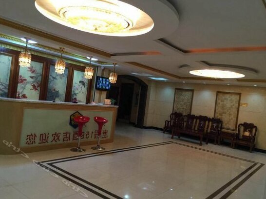 Holiday 158 Chain Hotel Qingdao Dahonglou Hotel - Photo4