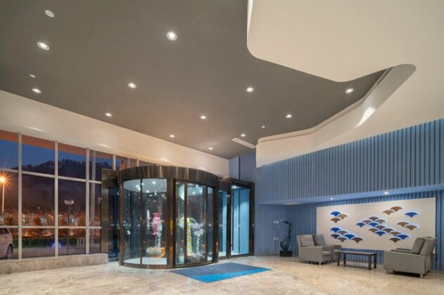 Holiday Inn Express Qingdao Innovation Park - Photo2
