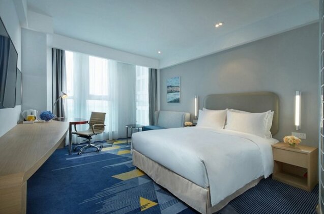 Holiday Inn Express - Qingdao West Coast - Photo3