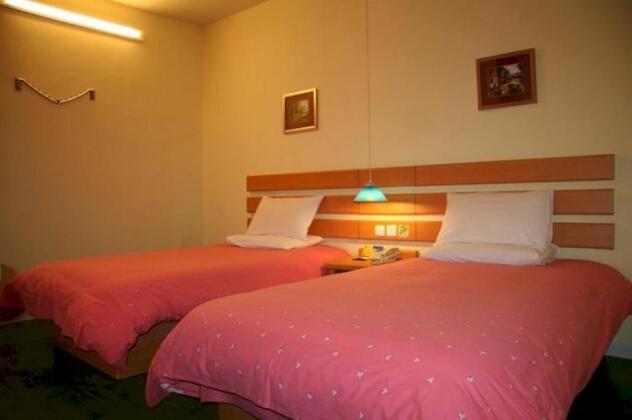 Home Inn Convention Center Qingdao - Photo3