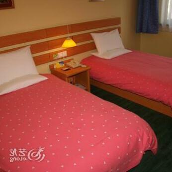Home Inn Ocean World Qingdao - Photo5