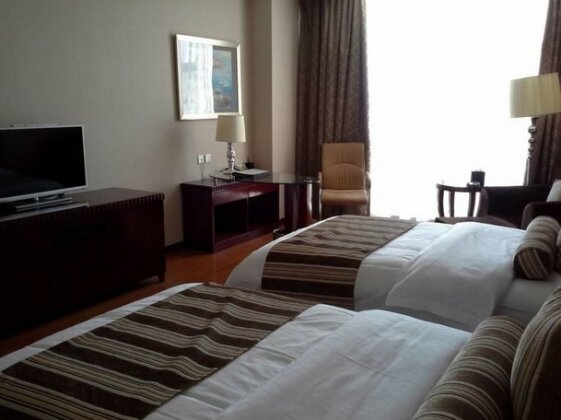 Huaxi Hotel Qingdao - Photo2