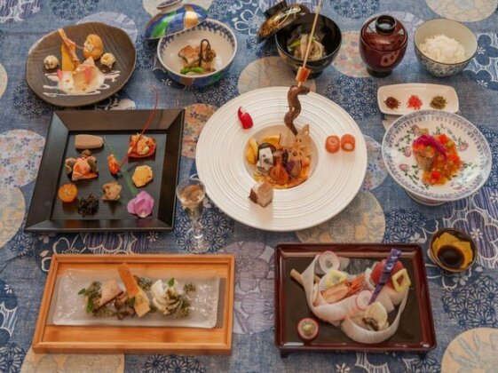 Japanese Cuisine Hotel Eternal Aroma - Photo5