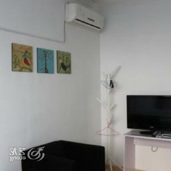 Man Cheng Hostel Qingdao Xin Taian Road - Photo2