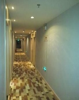Motel168 Qingdao Licun Fengshan Rd - Photo4