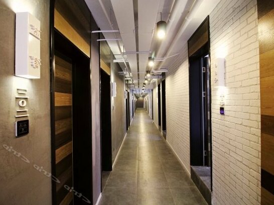 Provence Holiday Hotel - Photo4