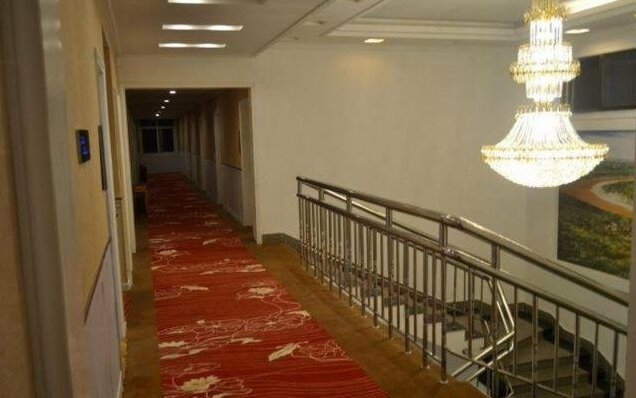 Qingdao 678 Airport Aparthotel - Photo2