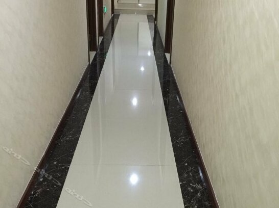 Qingdao Athena Hotel - Photo4