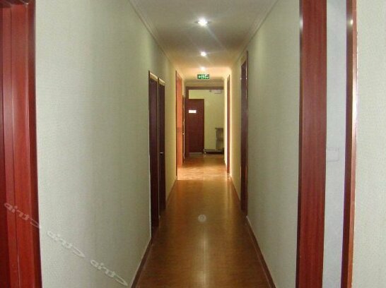 Qingdao Chenxu Business Hotel - Photo3
