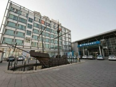 Qingdao China Navigation Flying Express Yacht Club Hotel