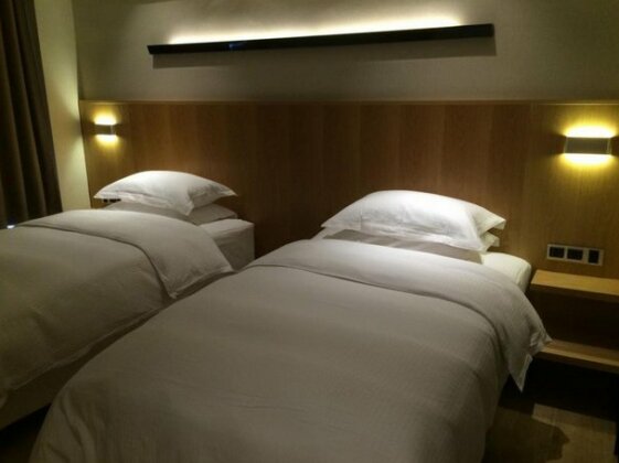 Qingdao Easetel Hotel Chengyang Branch - Photo5