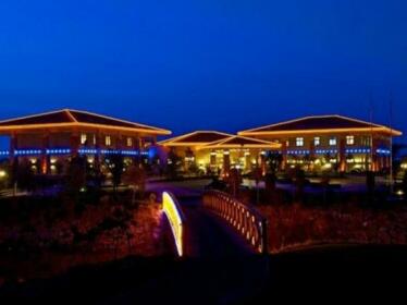 Qingdao Golden Mountain Resort Hotel