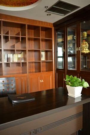 Qingdao Harvest Hotel - Photo2