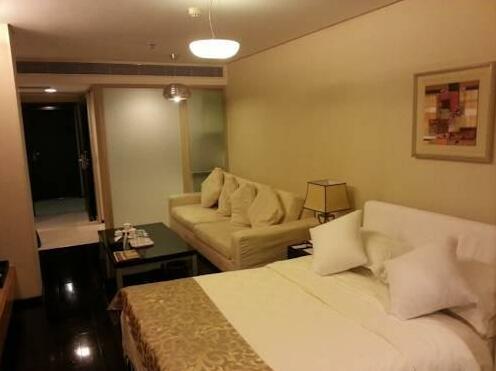 Qingdao Housing International Hotel - Photo4