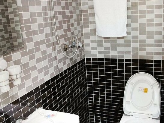 Qingdao IKEA Business Hotel - Photo2