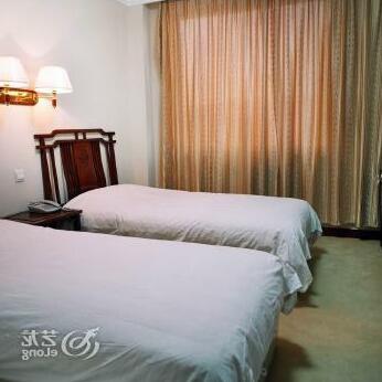 Qingdao Military Transportation Training Center - Photo2