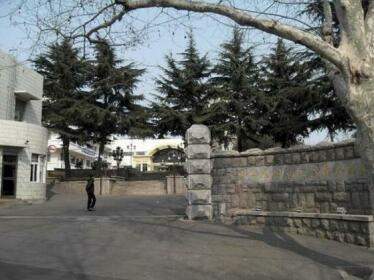 Quanzong Business Building - Tsingtao