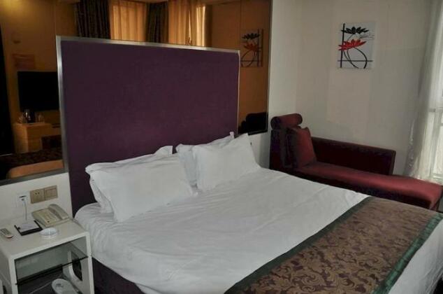 Rafael Hotel - Photo5