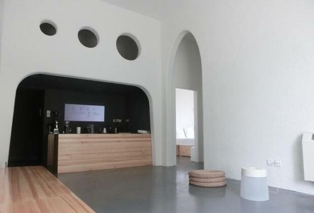 Silent Space Guest House - Photo2